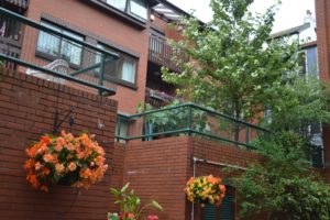 best-sheltered-housing-holdsworth-house